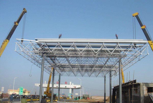 盤錦鋼結(jié)構(gòu)加油站